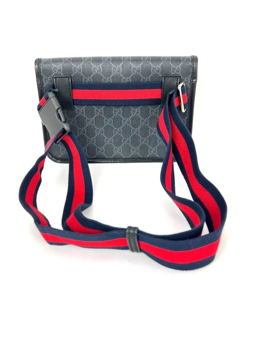 Gucci pre owned